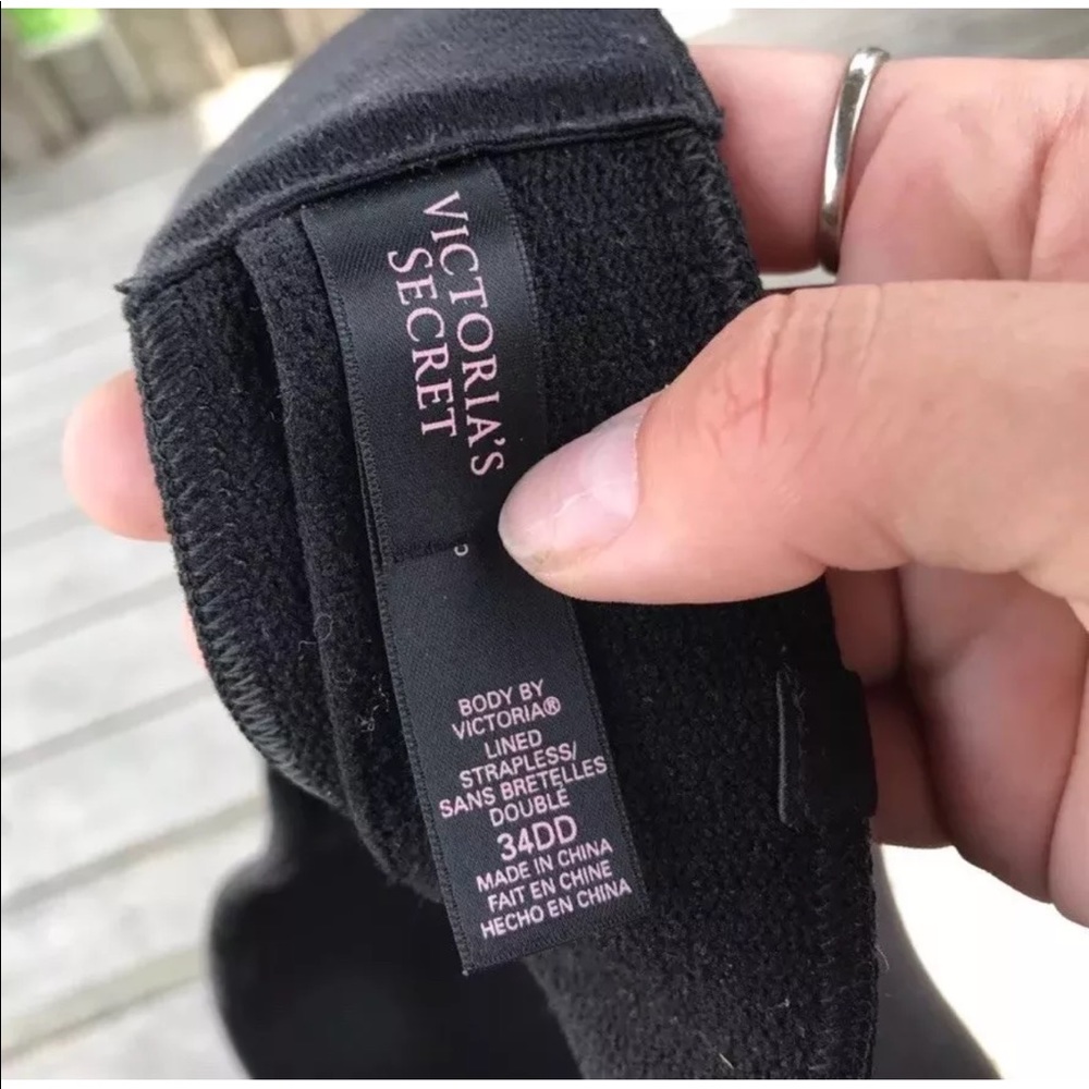 Sold on platform other Victoria’s Secret bra 34DD - Picture 3 of 3